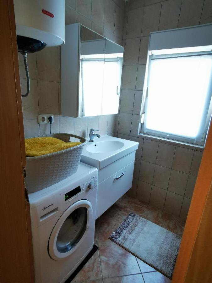 Villa Mala Vala #1 - Seeview - 80 Qm - 2 Sz - 4 Pers Trogir Ngoại thất bức ảnh