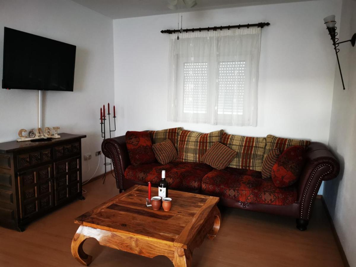 Villa Mala Vala #1 - Seeview - 80 Qm - 2 Sz - 4 Pers Trogir Ngoại thất bức ảnh