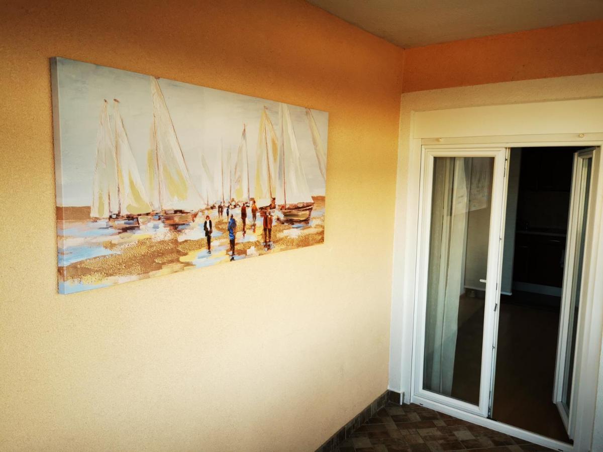 Villa Mala Vala #1 - Seeview - 80 Qm - 2 Sz - 4 Pers Trogir Ngoại thất bức ảnh